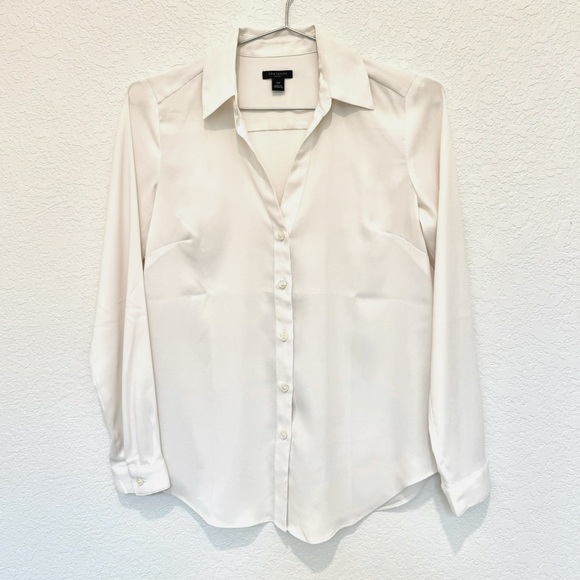 Ann Taylor Petite Essential Shirt - Picture 3 of 6